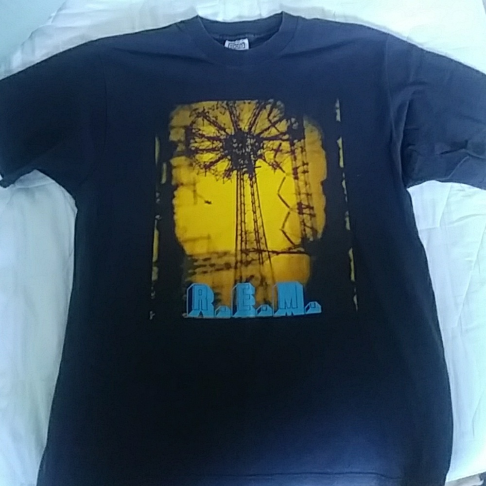 Vintage REM concert tee